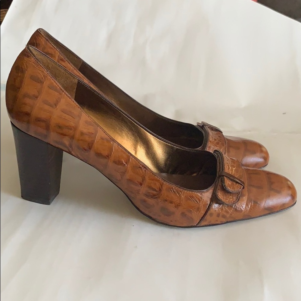 Brown Italian leather heels